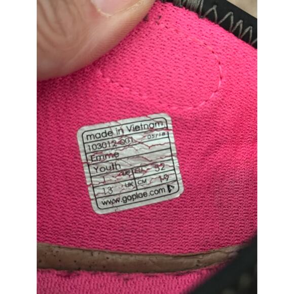 PLAE Emme Youth Girl's Black Leather Shoes Size 1 - Picture 6 of 8